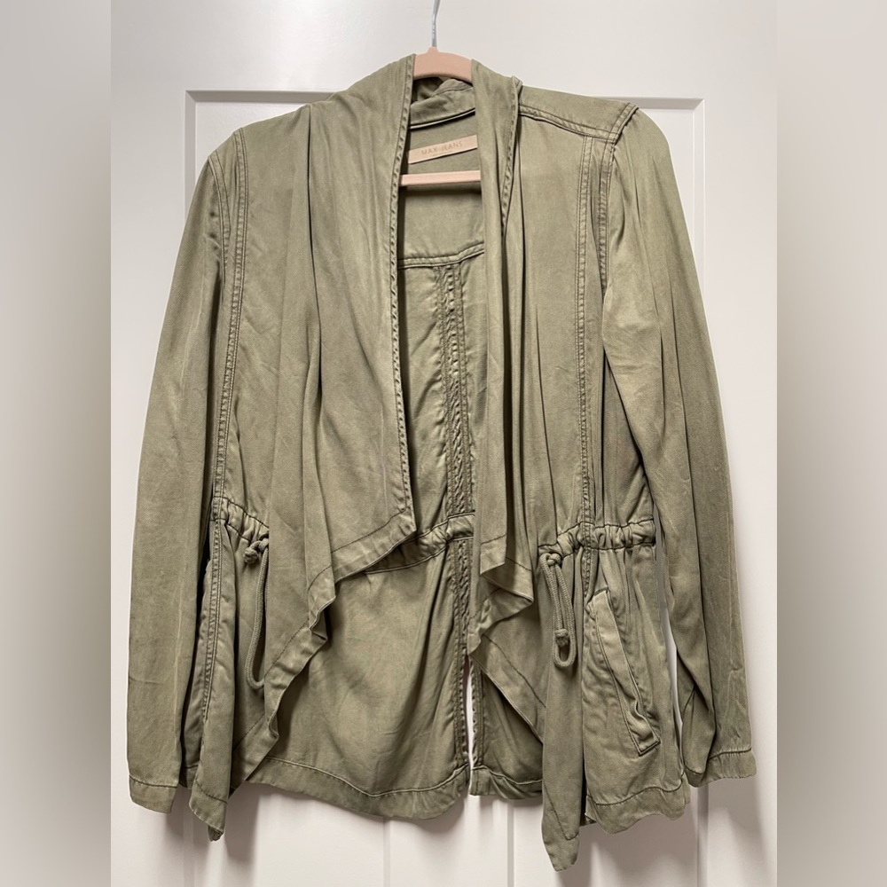 Army green cargo style light jacket size M